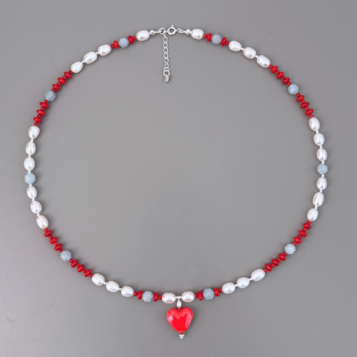 Naszyjnik z pereł, koralu i akwamarynu z ceramicznym sercem 925.png
