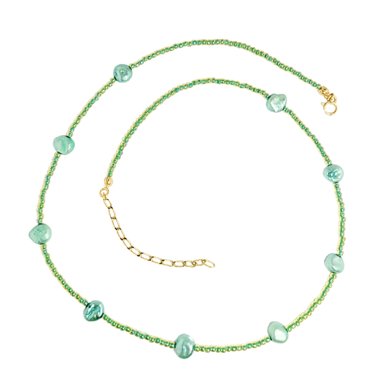 naszyhnik zielony perły naturalne .png