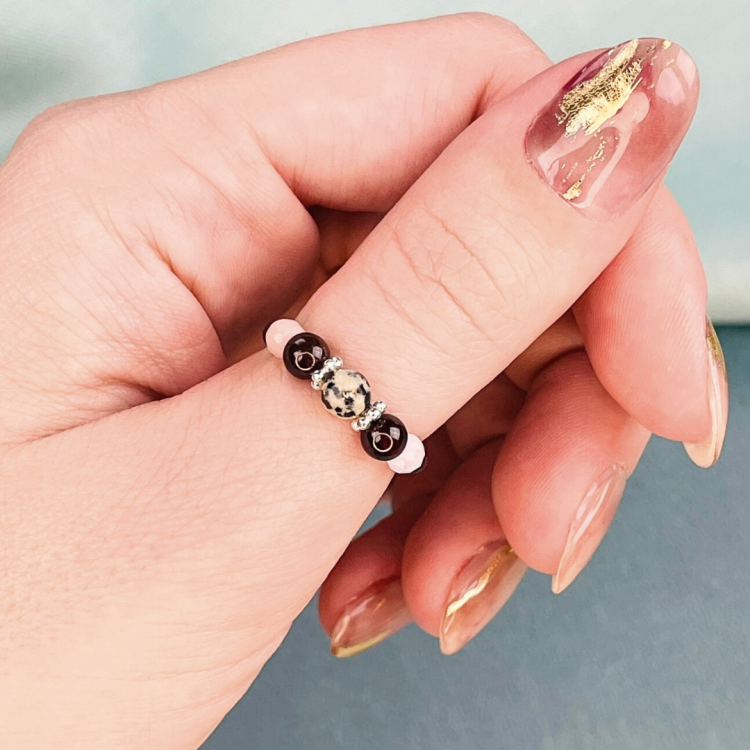 Pierścionek Koziorożec 925 siła, równowaga i wewnętrzna harmonia.png