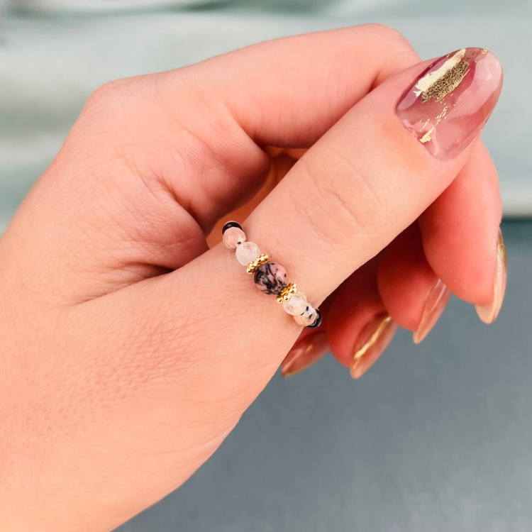 Pierścionek Lew - odwaga, siła i magnetyzm.png